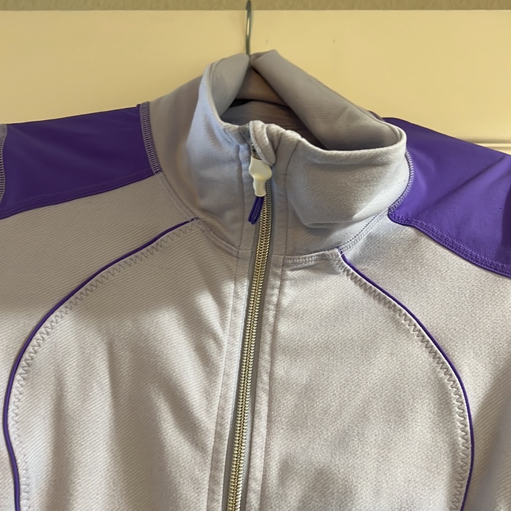 Lululemon Jacket - Picture 2 of 5